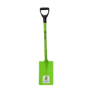 The short handle is great for easy reach. Square blade spade utilised for heavy duty hard-packed soils