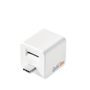 Maktar Qubii DUO USB C Auto Backup While Charging MFi Certified White for iOS and Android. MicroSD card Required for Back up . NZDEPOT - NZ DEPOT