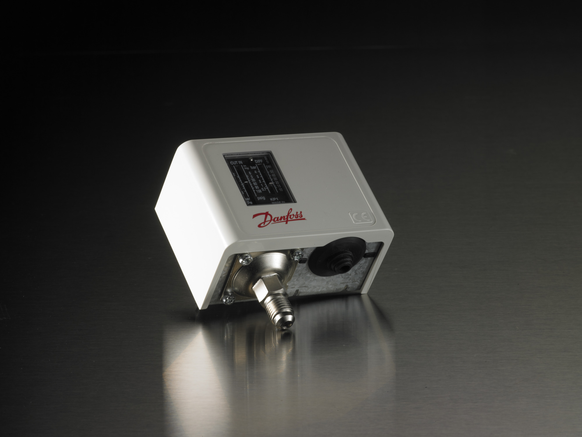 Danfoss Pressure Switch, Kp1 060-110191 | Controls 1 Buy Danfoss Pressure Switch, Kp1 060-110191 Front View